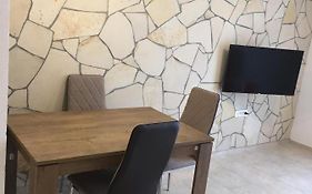 Spacious Apartment in a quiet neighborhood